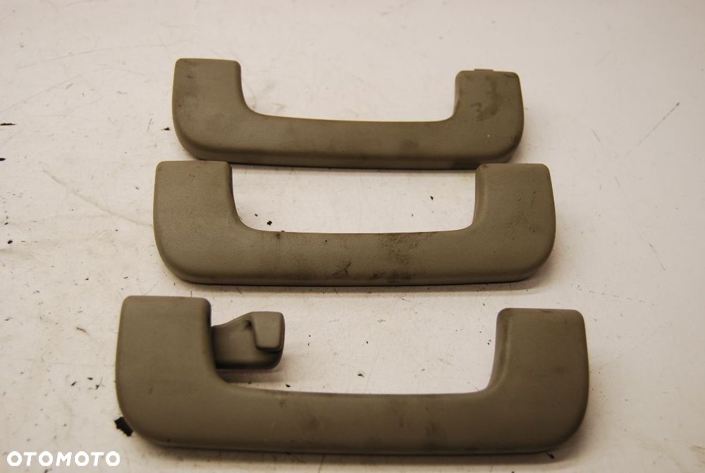 RĄCZKA UCHWYT PODSUFITKI 8E0857607 AUDI A4 B6 B7 - 2