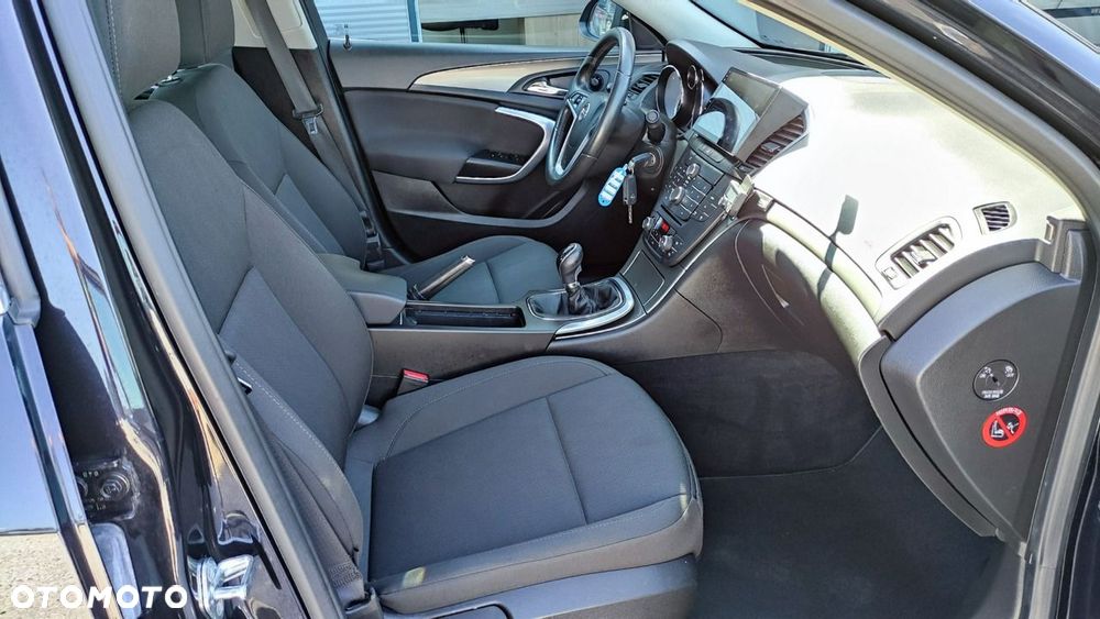 Opel Insignia 1.8 Innovation - 26