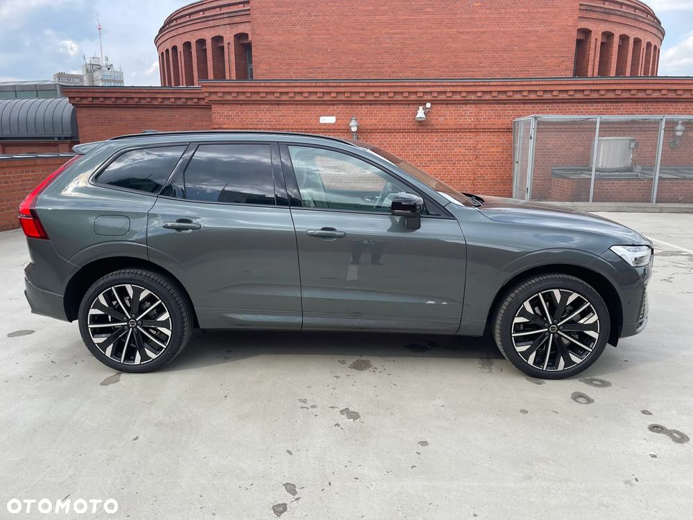 Volvo XC 60 B5 B AWD Ultra Dark - 6