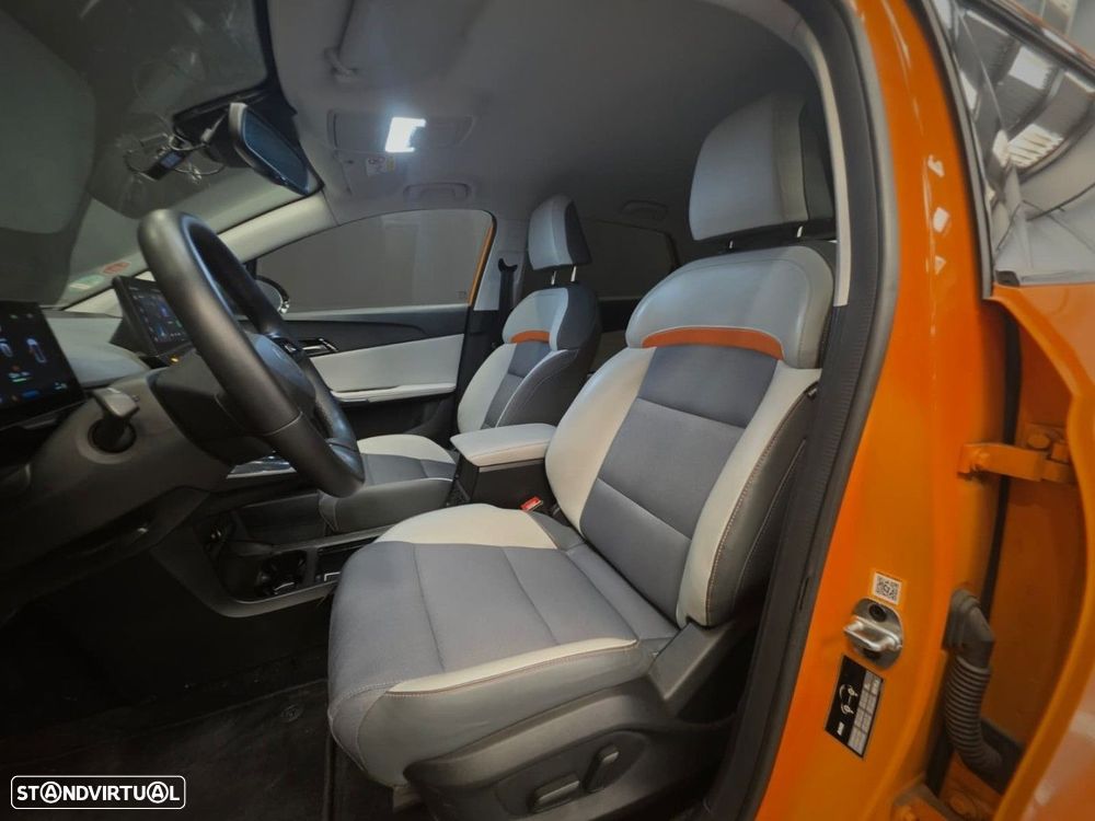 MG MG4 64 kWh Luxury - 15