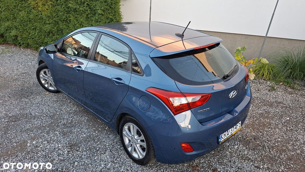 Hyundai i30 1.4 Premium - 27