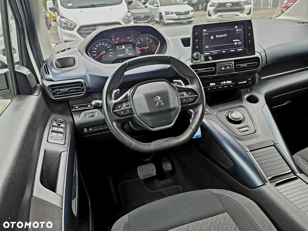 Peugeot Rifter - 13