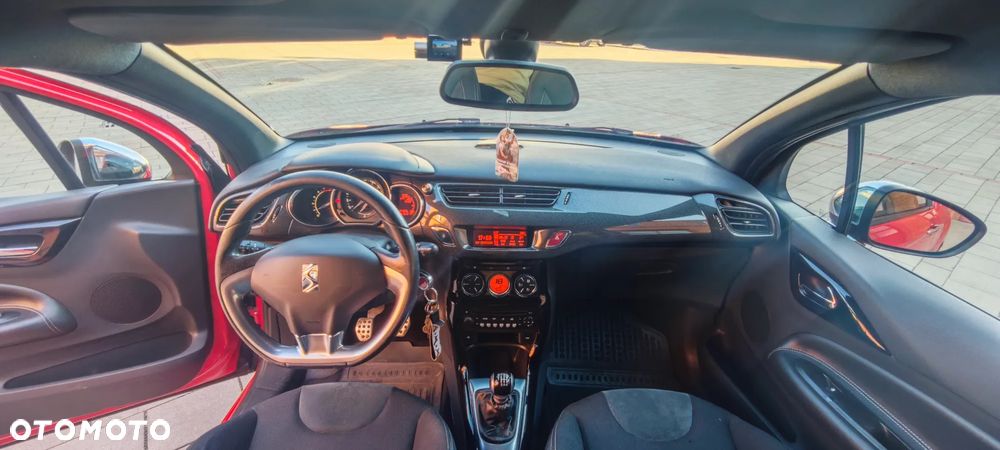 Citroën DS3 1.6 HDi SportChic - 10