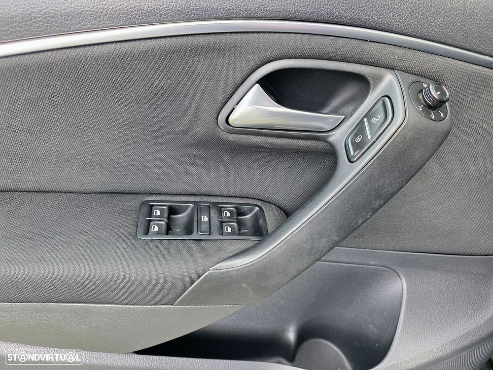 VW Polo 1.0 Confortline - 27