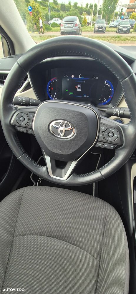 Toyota Corolla - 7