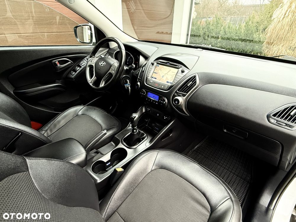 Hyundai ix35 blue 1.6 2WD Finale Gold - 29