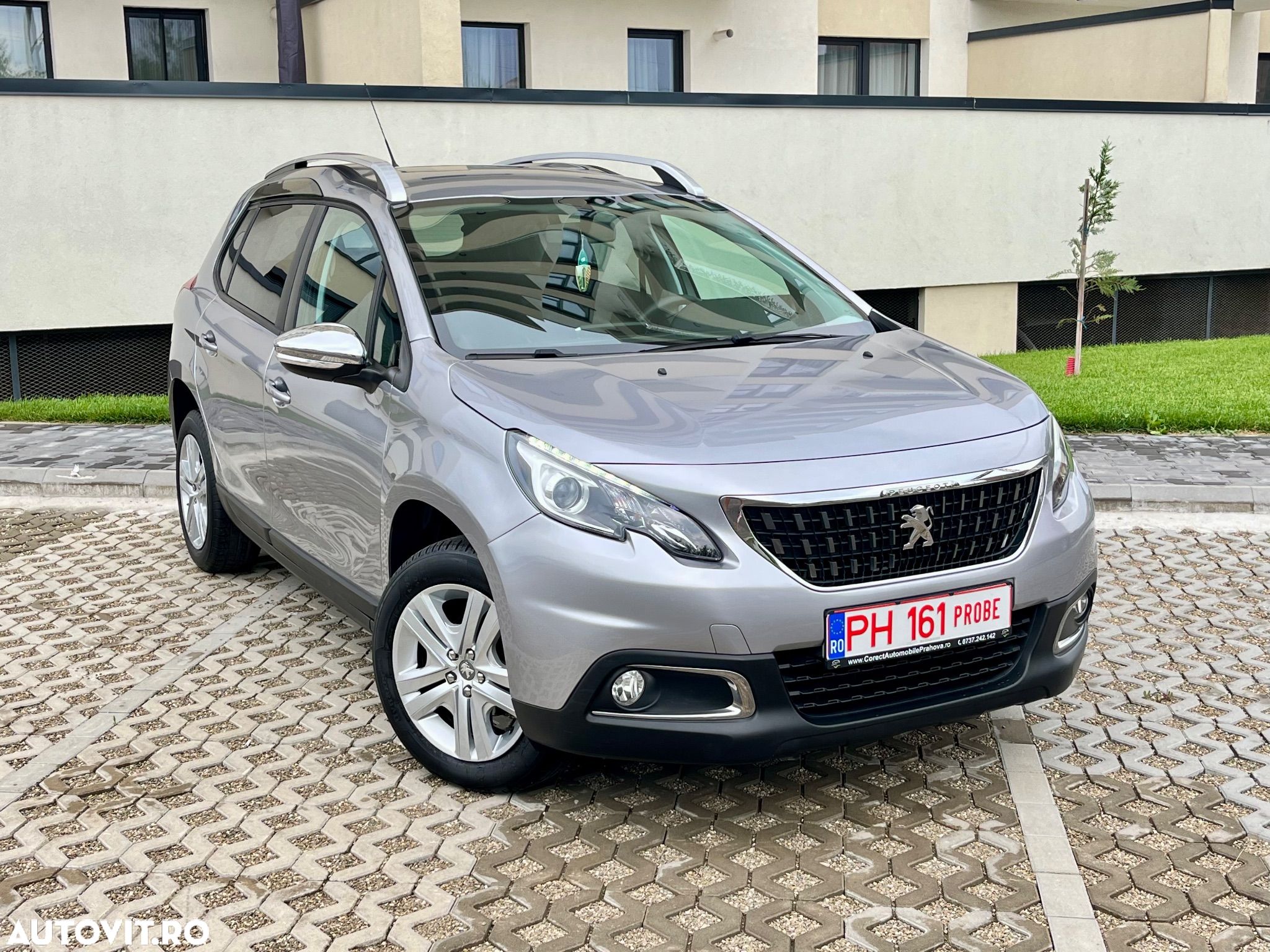 Peugeot 2008 - 1