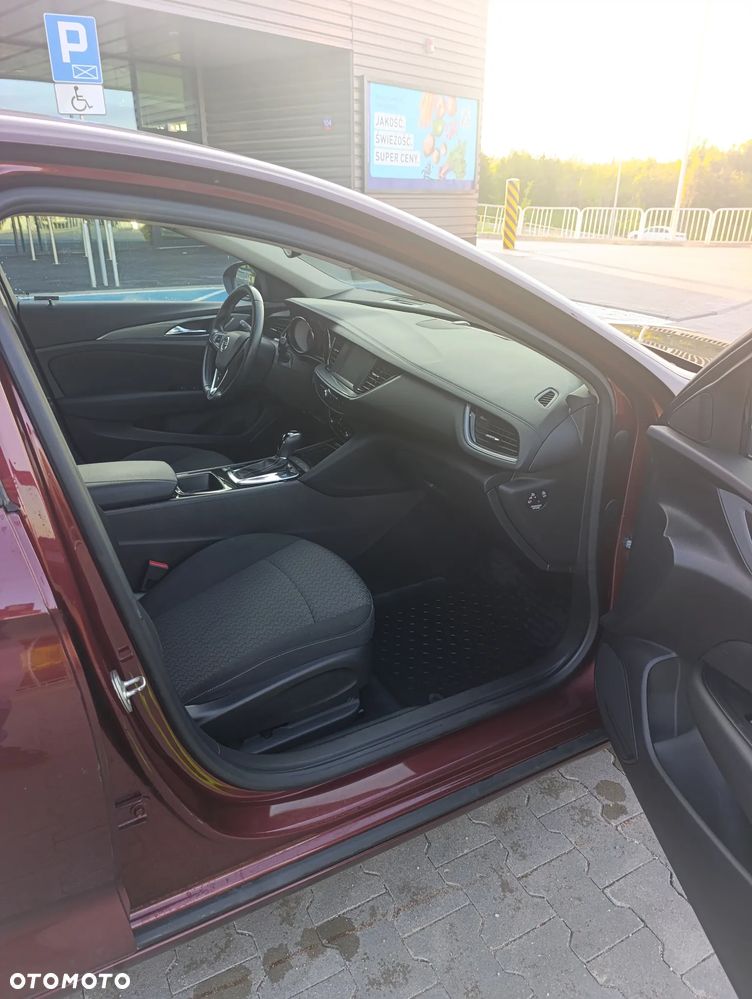 Opel Insignia 1.5 T Enjoy S&S - 16