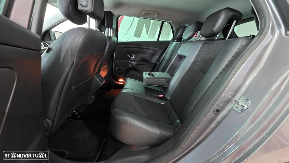 Renault Mégane Sport Tourer 1.4 TCE Dynamique S - 20