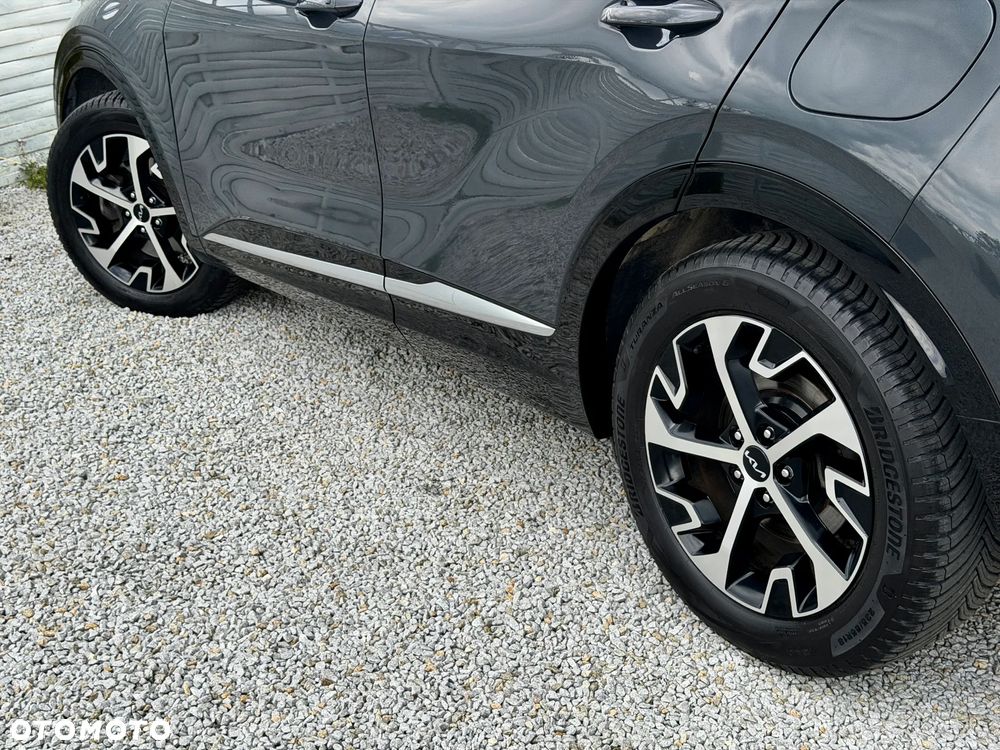 Kia Sportage 1.6 T-GDI HEV Business Line 4WD - 25