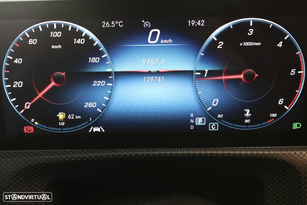 Mercedes-Benz A 180 d 7G-DCT AMG Line - 19