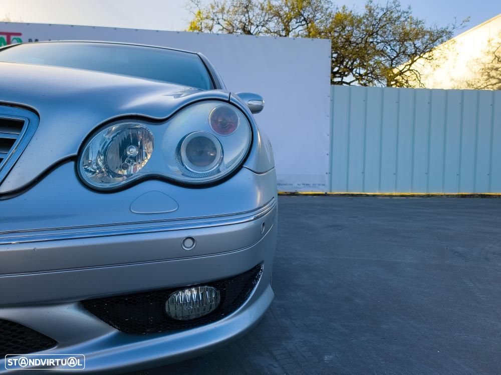 Mercedes-Benz C 30 AMG T CDI - 14
