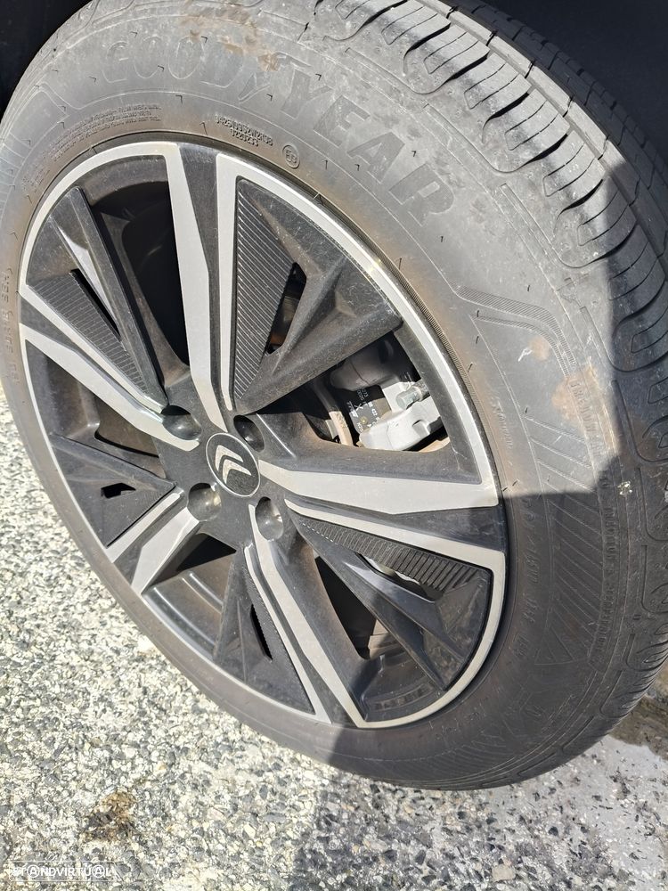 Citroën C4 1.2 PureTech Plus EAT8 - 10