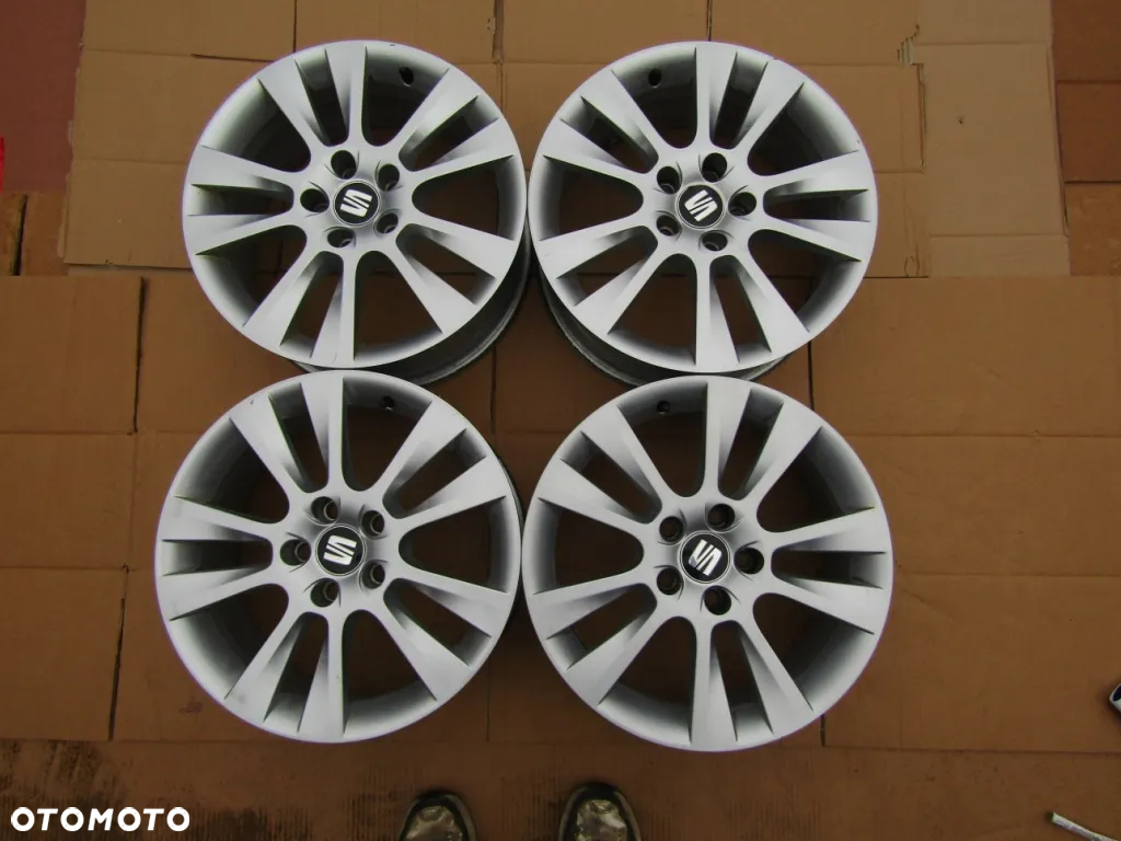 4x Felgi 17 Seat Leon Tarraco Ateca Toledo Skoda Octavia III IV 5x112 ET39 - 18