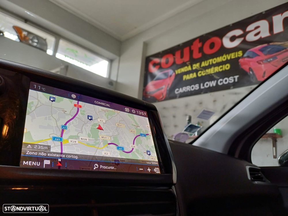 Peugeot 208 PureTech 82 Start & Stop Style - 9