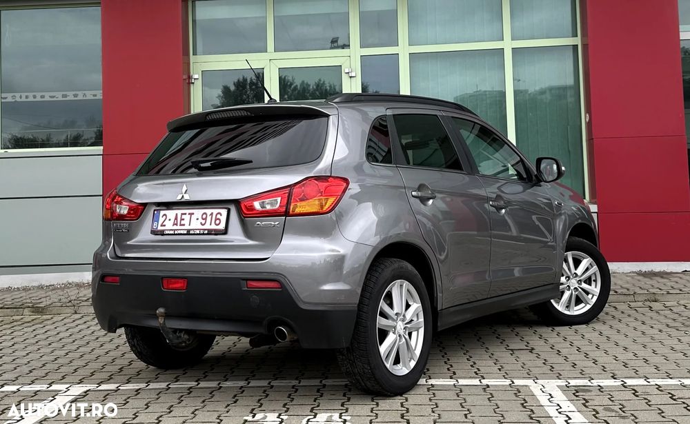 Mitsubishi ASX - 4