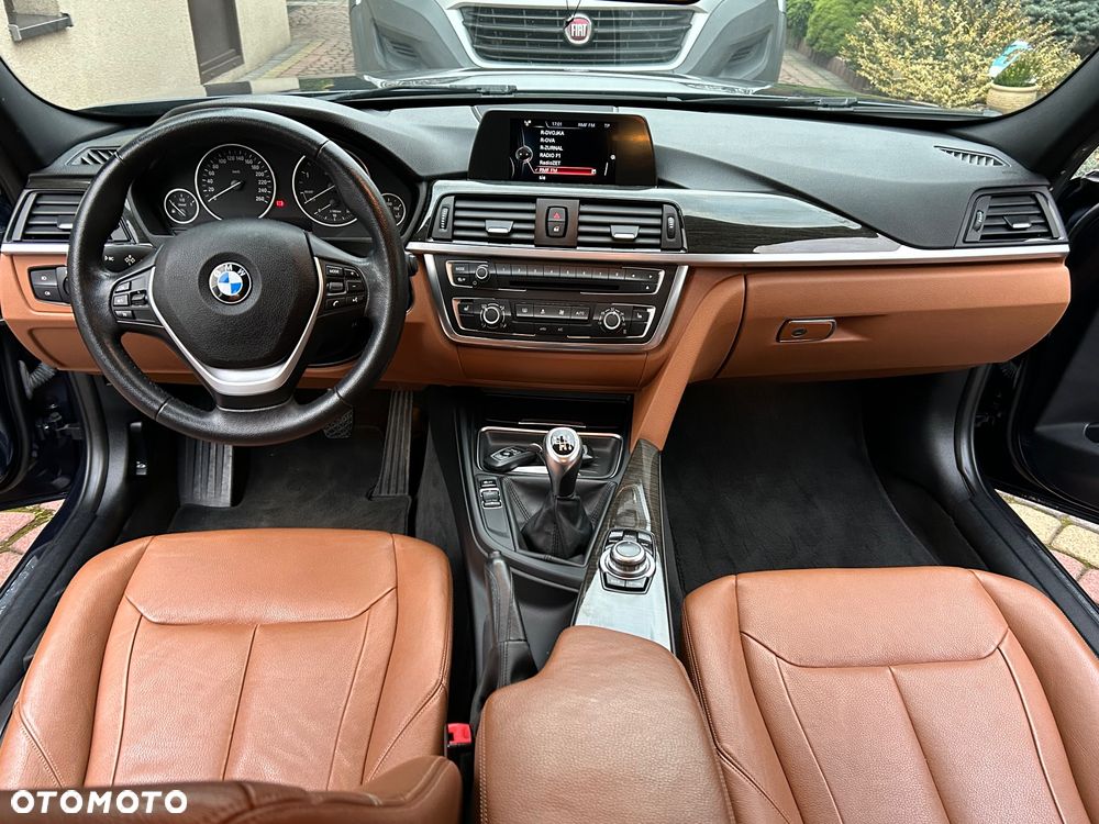 BMW Seria 3 318d Blue Performance Luxury Line - 26