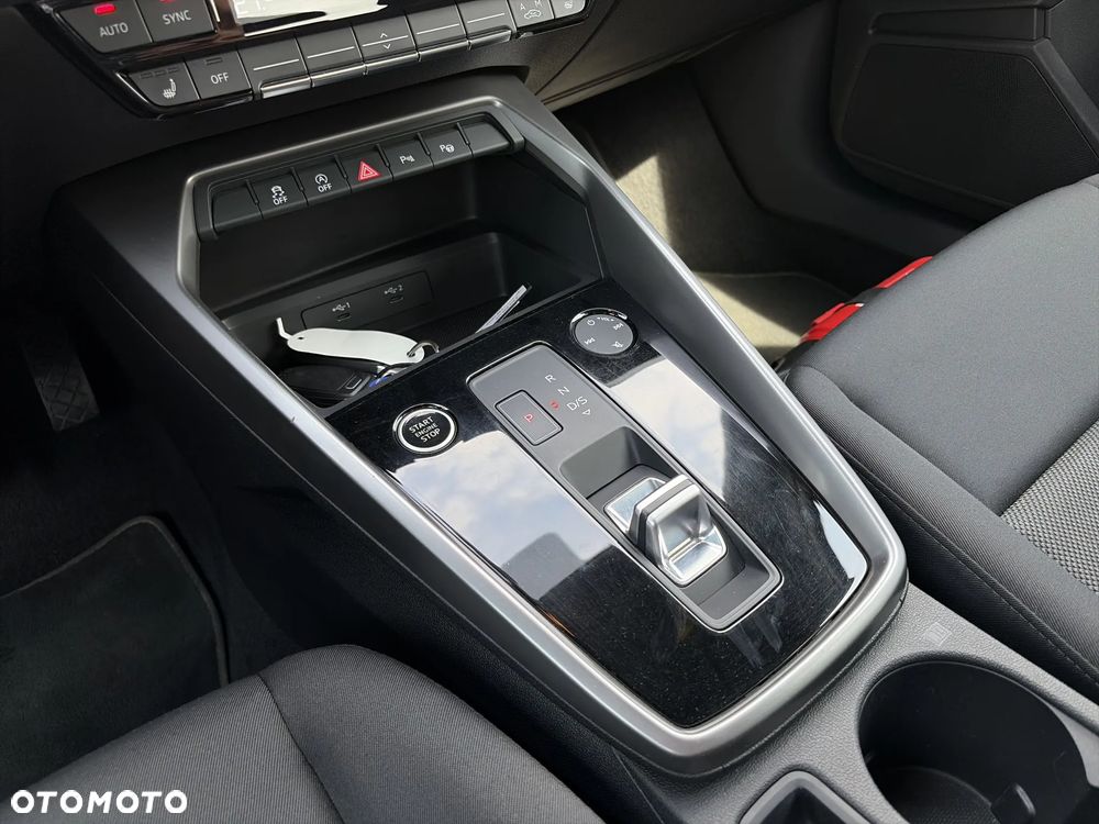 Audi A3 Sportback 35 TFSI mHEV S tronic - 19