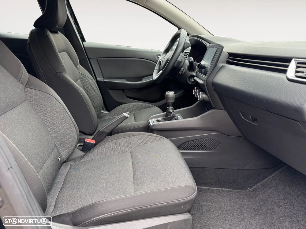Renault Clio 1.0 TCe Exclusive - 14