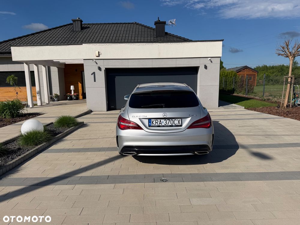 Mercedes-Benz CLA 220 d 4-Matic AMG Line - 6