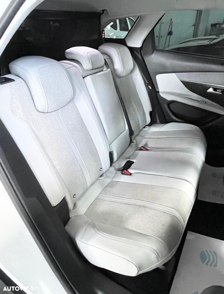 Peugeot 3008 2.0 BlueHDI S&S EAT8 GT - 15
