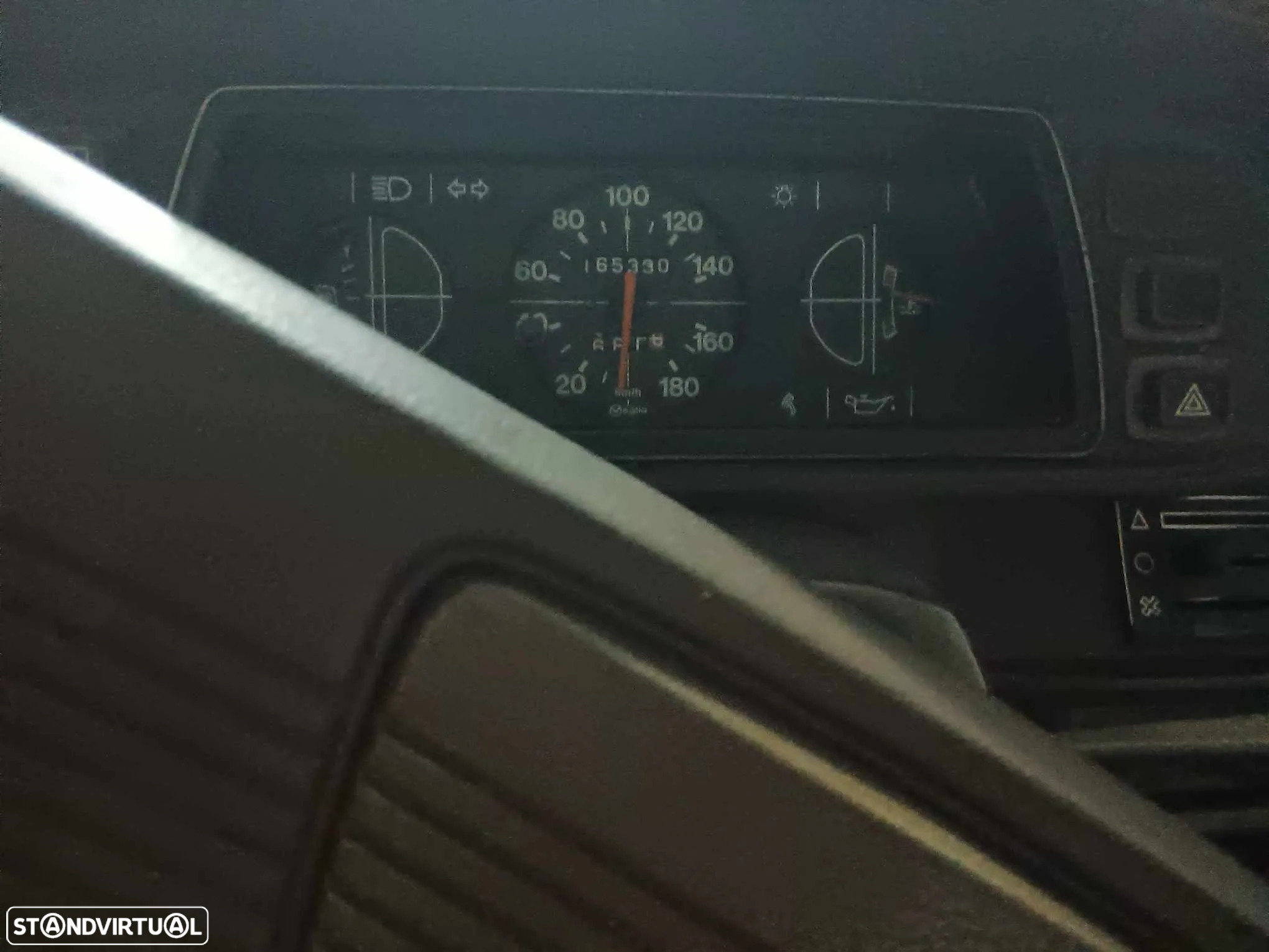 Peugeot 504 - 4