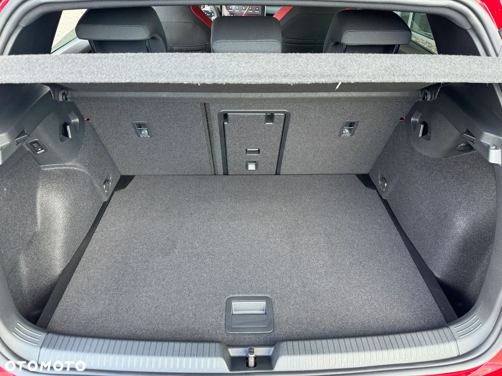 Volkswagen Golf - 11