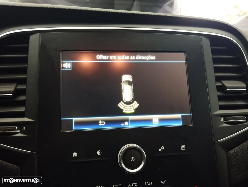 Renault Mégane Sport Tourer 1.5 Blue dCi Limited - 24