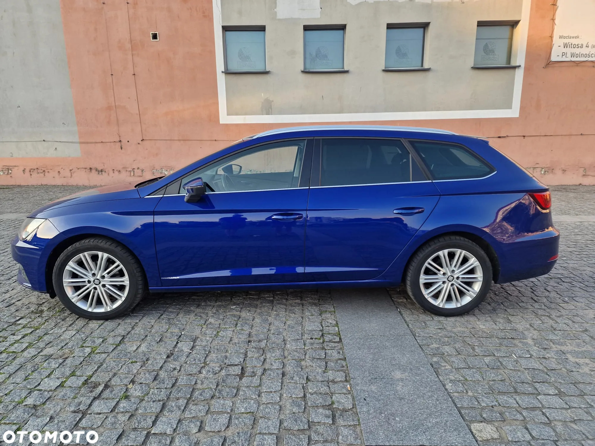 Seat Leon 2.0 TDI DPF DSG Xcellence - 4