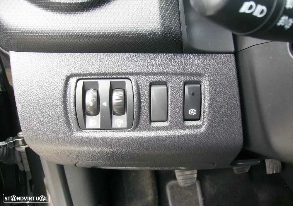 Renault Clio 0.9 TCE Limited - 11