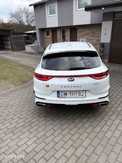Kia ProCeed 1.6 T-GDI GT DCT - 3