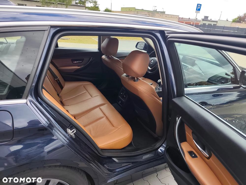 BMW Seria 3 320d Efficient Dynamics Luxury Line EU6 - 9