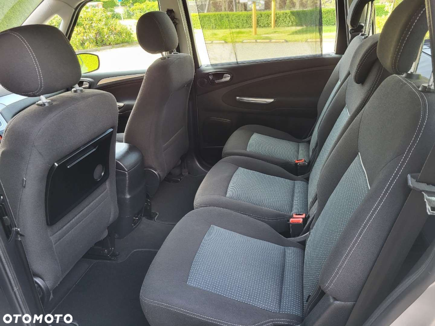 Ford Galaxy - 29