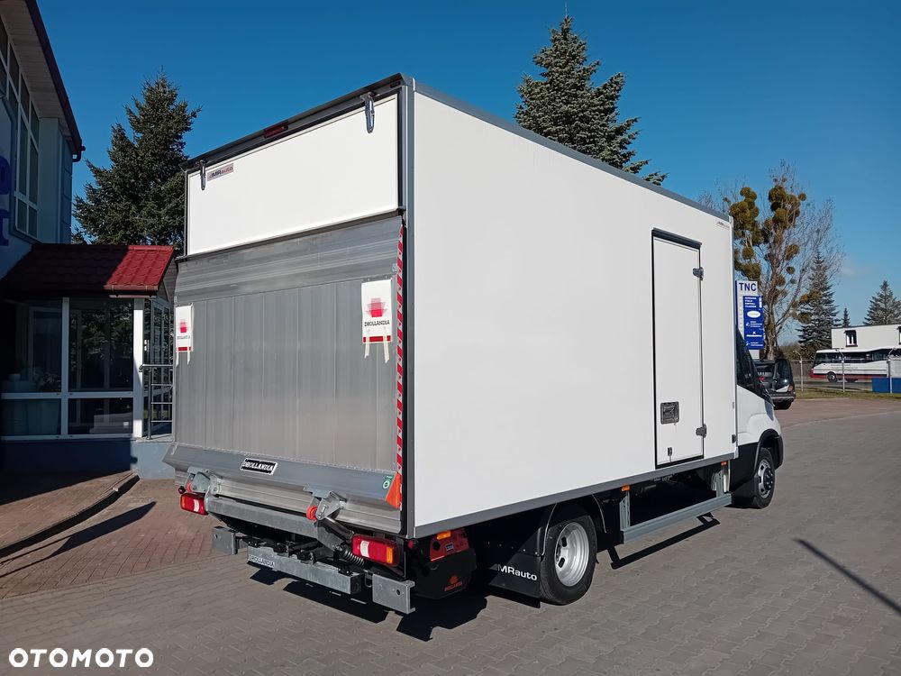 Iveco DAILY 50C18HA8Z 3.0 180KM Hi-Matic Kontener + Winda 1000kg - 7