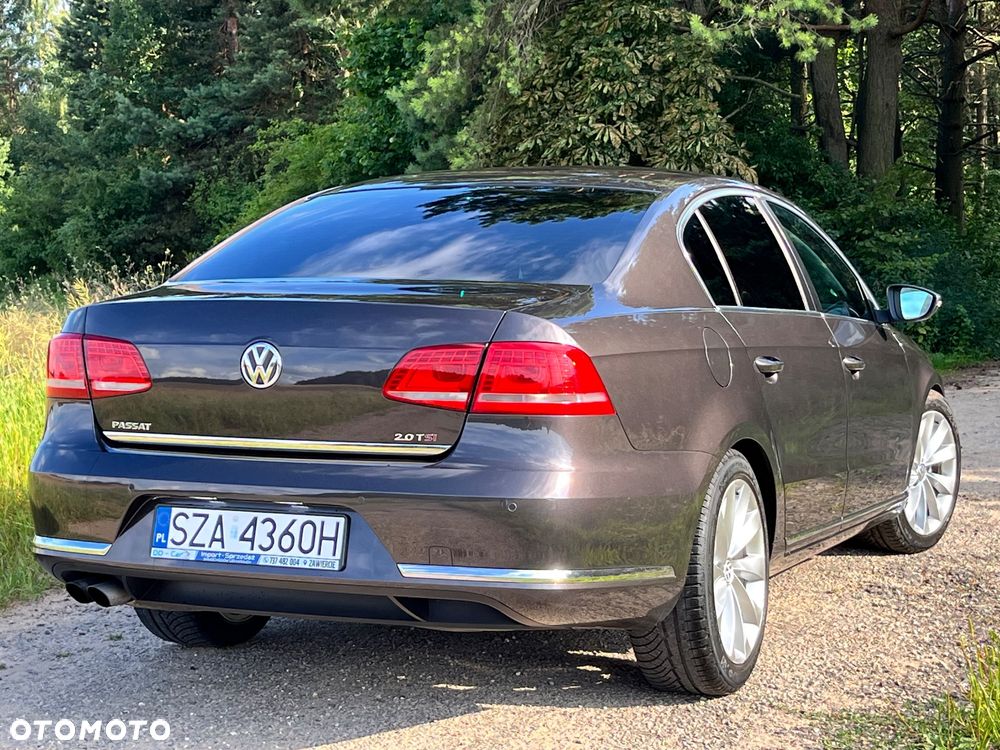 Volkswagen Passat - 9