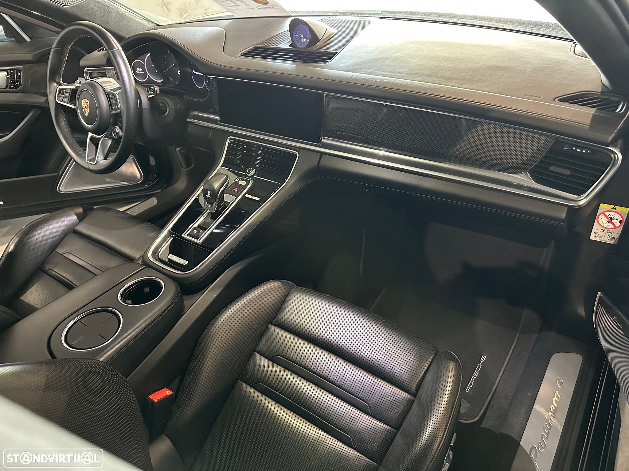 Porsche Panamera Sport Turismo - 26