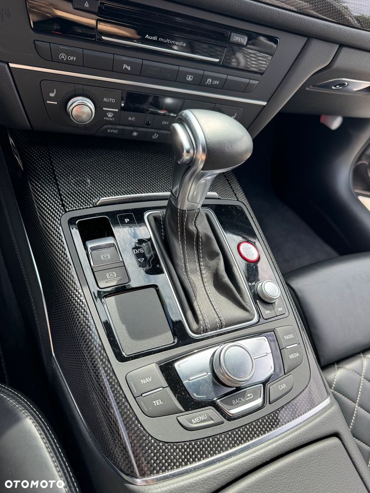Audi S6 Limousine - 24