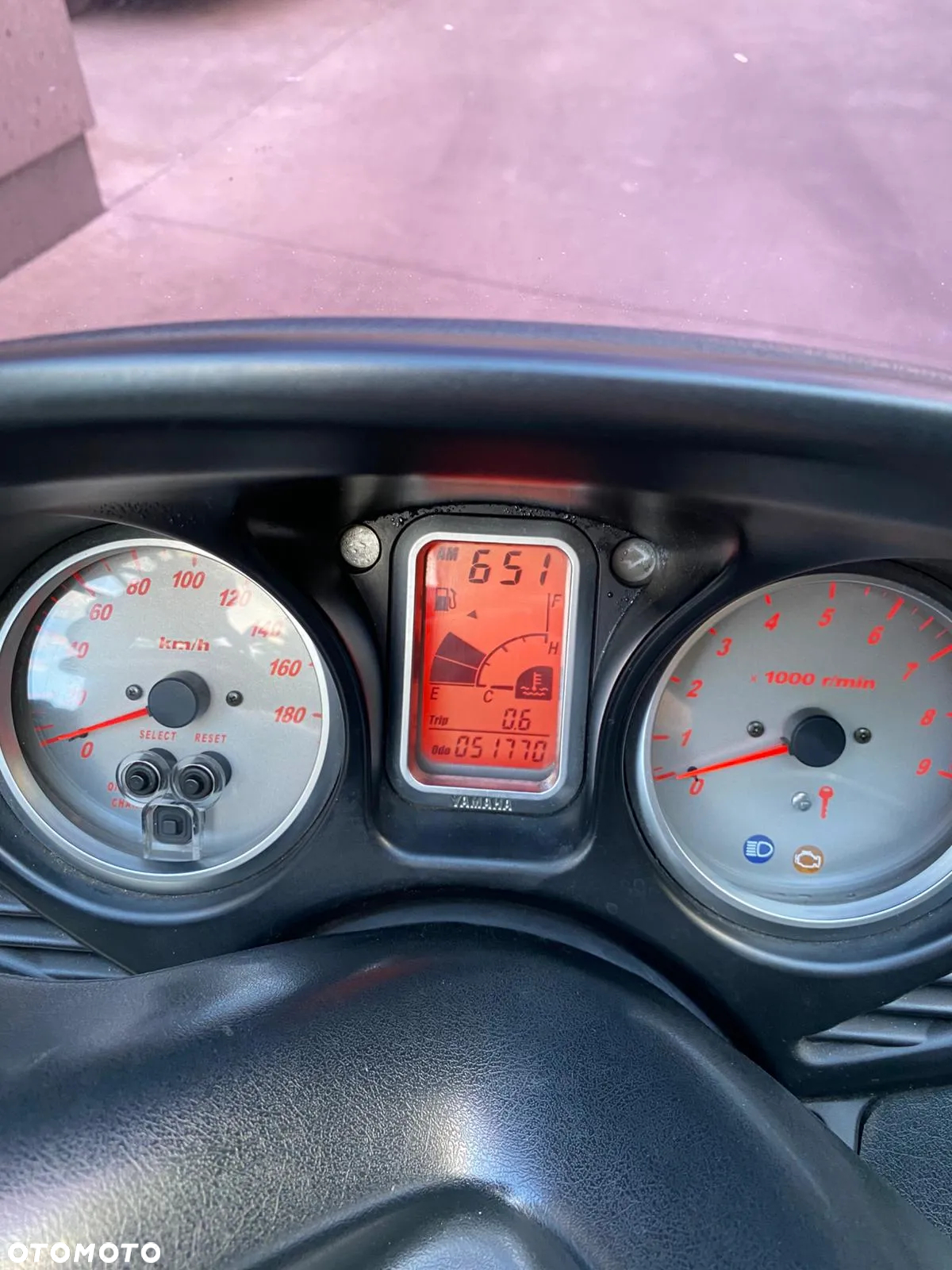 Yamaha Tmax - 5