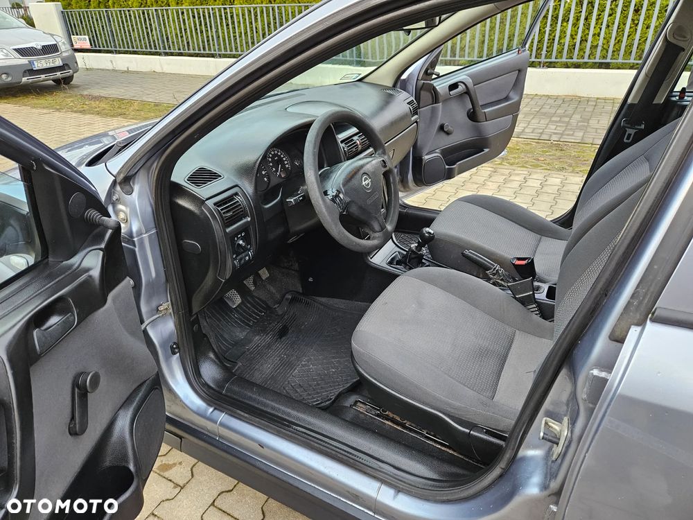 Opel Astra 1.4 Elegance - 26