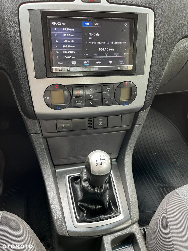 Ford Focus Ambiente - 13