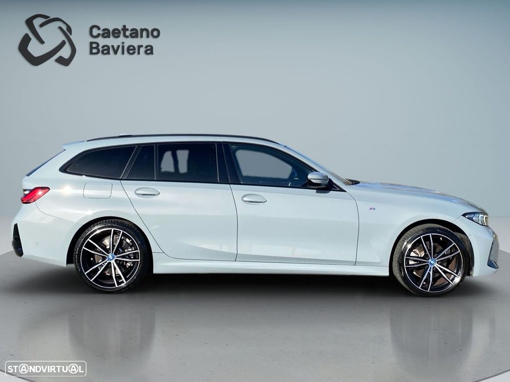 BMW 330 e Pack Desportivo M Auto - 22