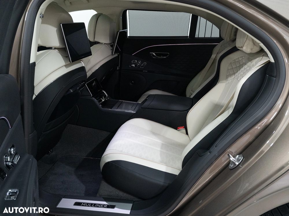 Bentley Flying Spur V8 PHEV Mulliner - 18