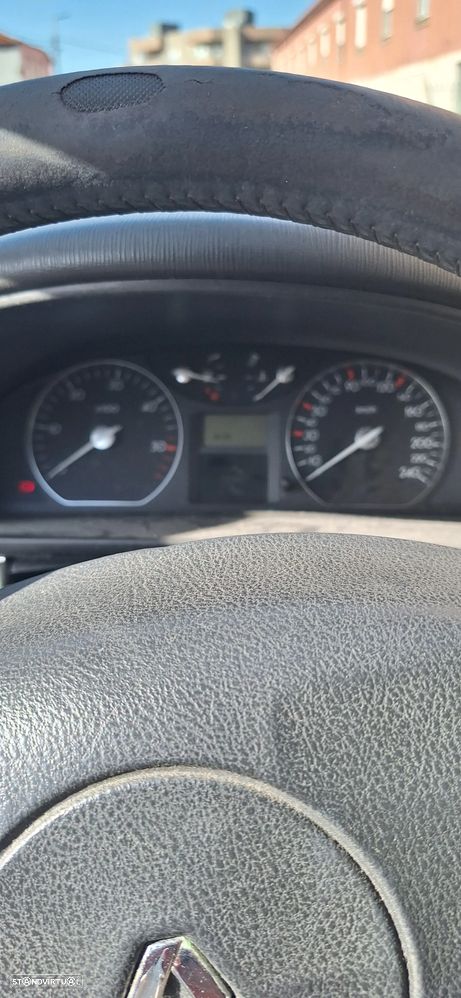 Renault Laguna Break 2.2 dCi Privilège - 5
