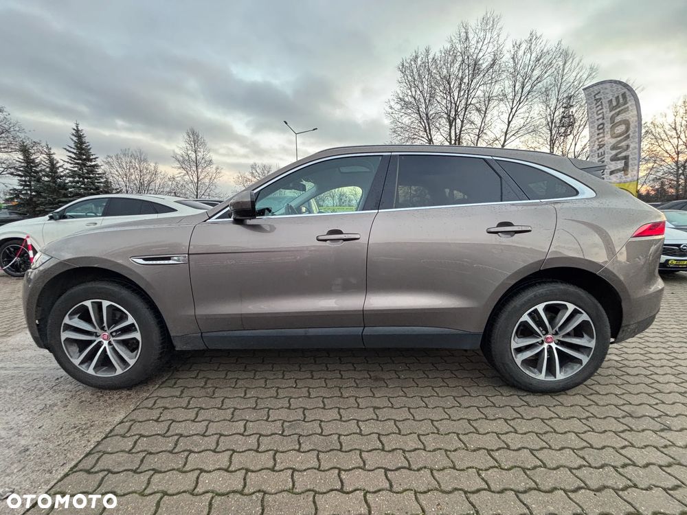 Jaguar F-Pace - 6