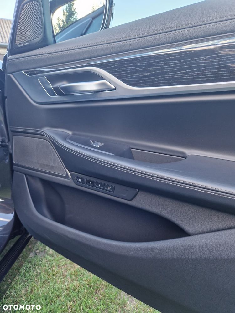 BMW Seria 7 730Ld - 11
