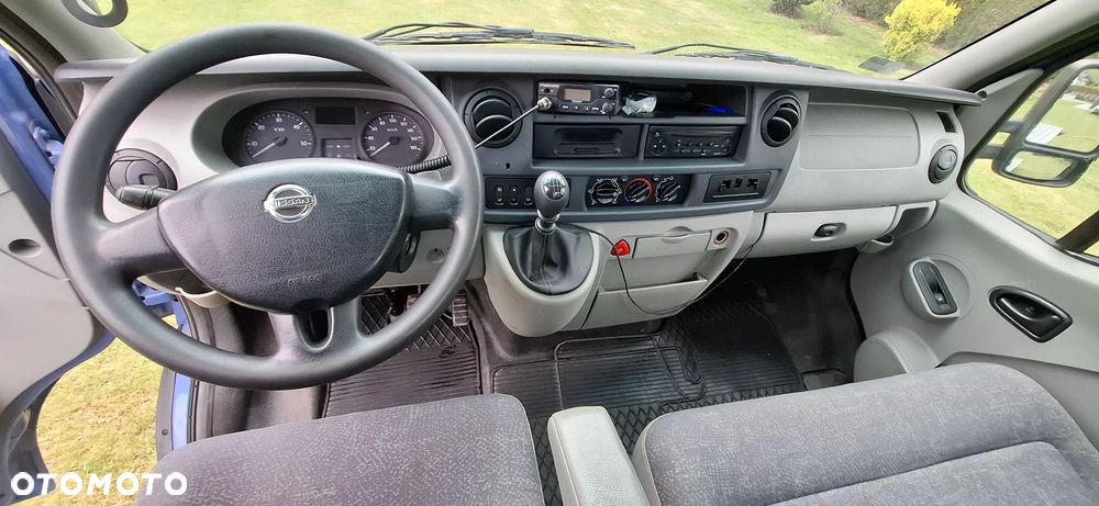 Nissan Interstar - 7