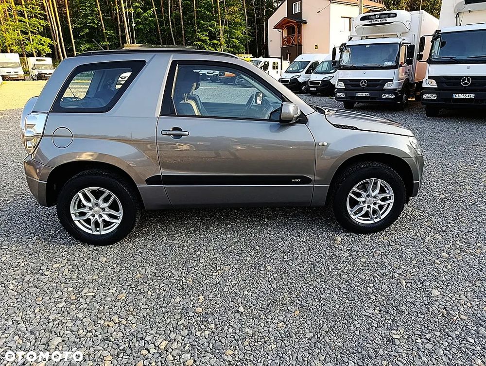 Suzuki Grand Vitara 1.6 Comfort - 8
