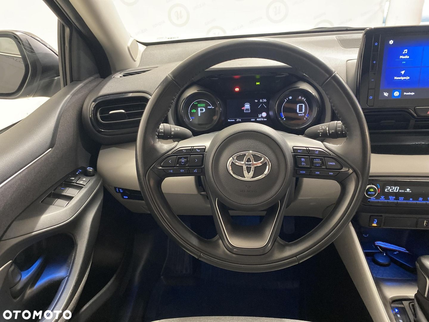 Toyota Yaris Hybrid 1.5 Executive - 12