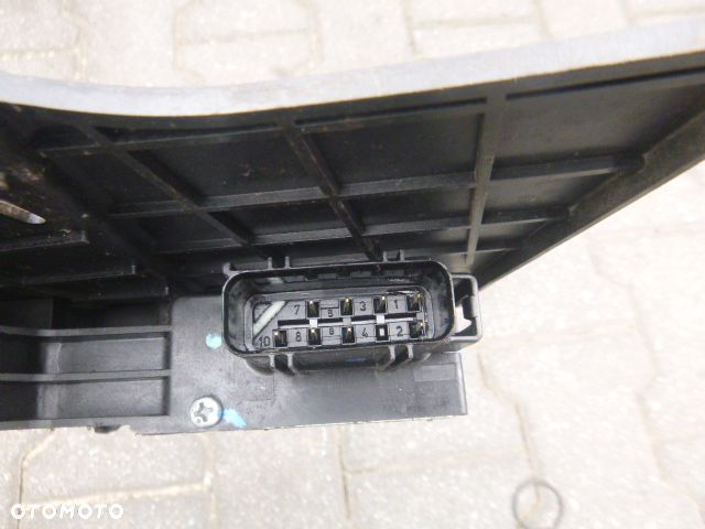 CENTRALNY ZAMEK LEWY PRZÓD LEWY PRZEDNI FORD FIESTA MK6 8 PINÓW - 6