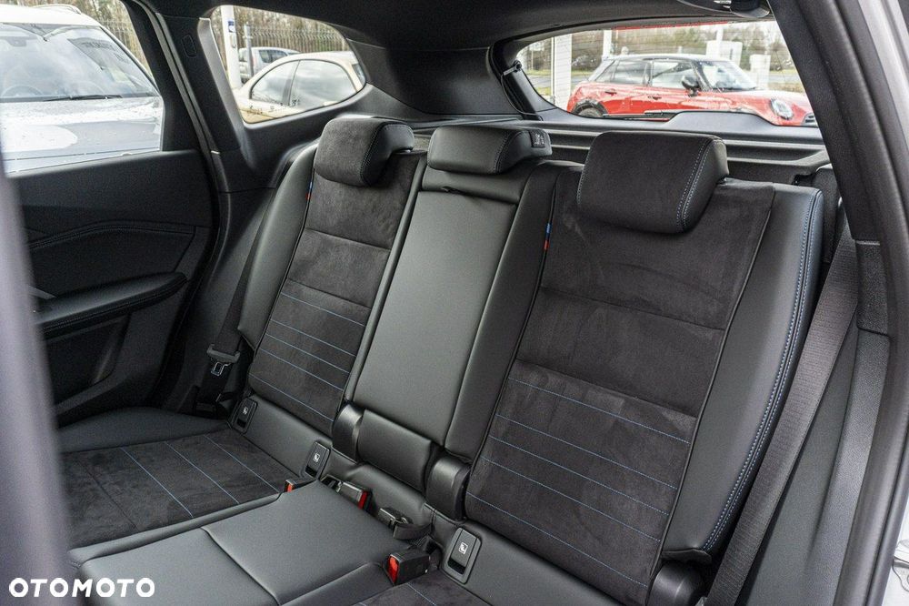 BMW X1 sDrive18i - 26